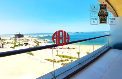 Apartment - 2 Bedrooms - 3 Bathrooms for rent in Marina Tower 27 - Marina District - Lusail