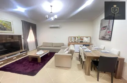 Apartment - 2 Bedrooms - 2 Bathrooms for rent in Hiteen Street - Al Muntazah - Doha