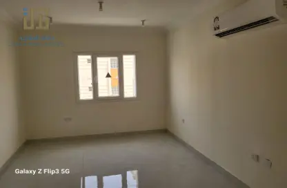 Apartment - 2 Bedrooms - 2 Bathrooms for rent in Fereej Bin Omran - Doha