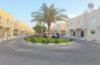 Compound - 3 Bedrooms - 3 Bathrooms for rent in Al Hanaa Street - Al Gharrafa - Doha