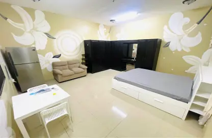 Apartment - 1 Bathroom for rent in Al Aziziyah - Al Aziziyah - Doha