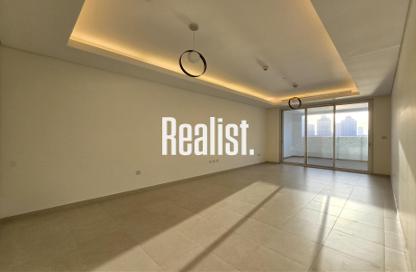 Apartment - 2 Bedrooms - 4 Bathrooms for rent in Imperial Diamond - Viva Bahriyah - The Pearl Island - Doha