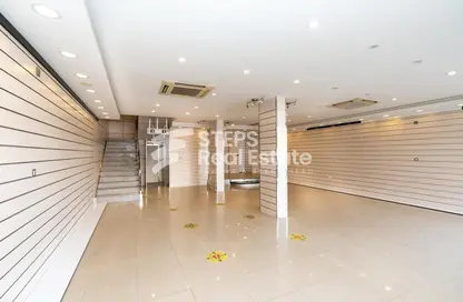 Shop - Studio - 1 Bathroom for rent in Zekreet Street - Al Kharaitiyat - Umm Salal Mohammed