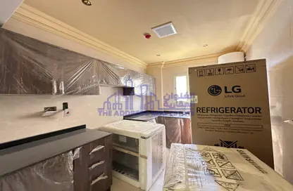 Apartment - 2 Bedrooms - 3 Bathrooms for rent in Al Nasr Street - Al Nasr - Doha