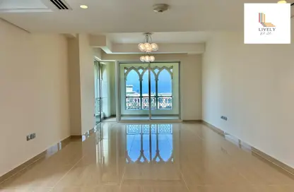 Apartment - 1 Bedroom - 2 Bathrooms for rent in Viva West - Viva Bahriyah - The Pearl Island - Doha