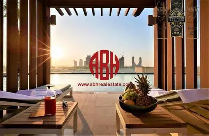 Townhouse - 3 Bedrooms - 4 Bathrooms for rent in Tower 5 - Abraj Quartiers - The Pearl Island - Doha