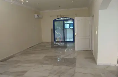 Compound - 5 Bedrooms - 3 Bathrooms for rent in Dareem Street - Al Hilal East - Al Hilal - Doha