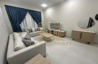 Apartment - 3 Bedrooms - 3 Bathrooms for rent in Anas Street - Fereej Bin Mahmoud North - Fereej Bin Mahmoud - Doha