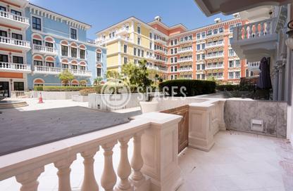 Apartment - 1 Bedroom - 2 Bathrooms for rent in Carnaval - Qanat Quartier - The Pearl Island - Doha