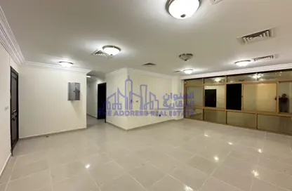 Apartment - 3 Bedrooms - 3 Bathrooms for rent in Al Sadd Road - Al Sadd - Doha