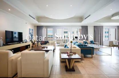 Apartment - 3 Bedrooms - 4 Bathrooms for sale in West Porto Drive - Porto Arabia - The Pearl Island - Doha