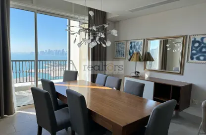 Penthouse - 3 Bedrooms - 5 Bathrooms for rent in Viva West - Viva Bahriyah - The Pearl Island - Doha