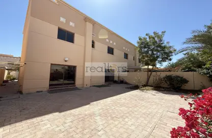 Compound - 3 Bedrooms - 3 Bathrooms for rent in Al Soudan - Al Soudan - Doha