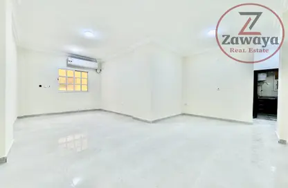 Apartment - 2 Bedrooms - 2 Bathrooms for rent in Al Sadd Road - Al Sadd - Doha