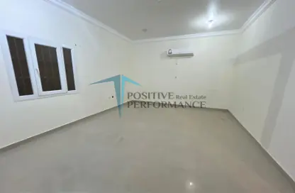 Apartment - 1 Bathroom for rent in Al Gharrafa - Al Gharrafa - Doha