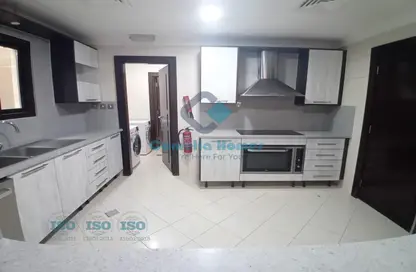 Villa - 3 Bedrooms - 3 Bathrooms for rent in Tadmur Street - Old Airport Road - Doha