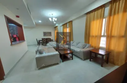 Apartment - 3 Bedrooms - 3 Bathrooms for rent in Al Muntazah Street - Al Muntazah - Doha