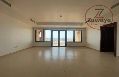 Apartment - 3 Bedrooms - 4 Bathrooms for rent in West Porto Drive - Porto Arabia - The Pearl Island - Doha