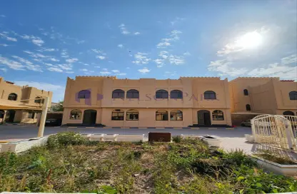 Villa - 5 Bedrooms - 5 Bathrooms for sale in Umm Al Amad - Al Shamal