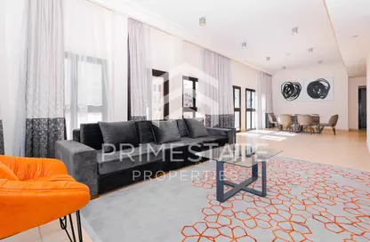 Apartment - 3 Bedrooms - 3 Bathrooms for sale in Viva Bahriyah - The Pearl Island - Doha