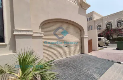 Villa - 4 Bedrooms - 5 Bathrooms for rent in Al Luqta - Al Luqta - Doha