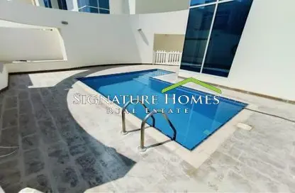 Villa - 4 Bedrooms - 4 Bathrooms for rent in Umm Al Seneem Street - Ain Khaled - Doha