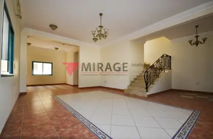 Villa - 3 Bedrooms - 3 Bathrooms for rent in Al Maamoura - Al Maamoura - Doha