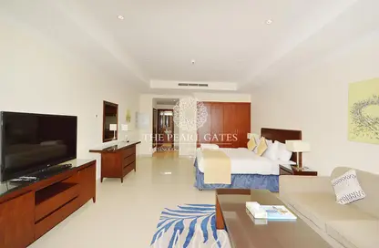 Apartment - 1 Bathroom for rent in East Porto Drive - Porto Arabia - The Pearl Island - Doha