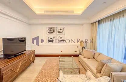 Townhouse - 2 Bedrooms - 3 Bathrooms for rent in The St. Regis Marsa Arabia Island - Marsa Arabia - The Pearl Island - Doha