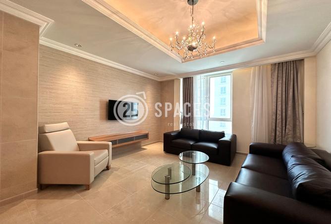 Apartment - 1 Bedroom - 2 Bathrooms for rent in Viva West - Viva Bahriyah - The Pearl Island - Doha