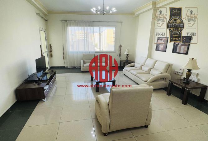 Apartment - 1 Bedroom - 2 Bathrooms for rent in Musheireb Tower - Musheireb - Musheireb - Doha