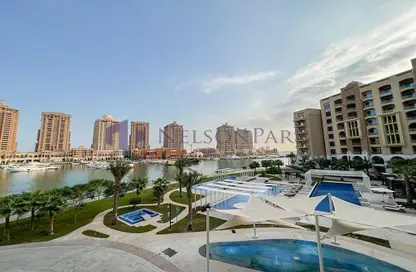 شقة - 2 غرف نوم - 3 حمامات للايجار في The St. Regis Marsa Arabia Island - Marsa Arabia - جزيرة اللؤلؤة - الدوحة