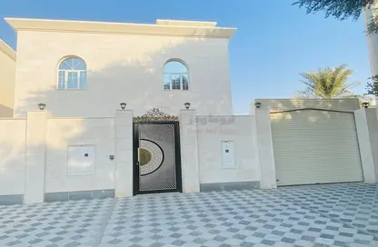 Villa - 7 Bedrooms - 7 Bathrooms for sale in Umm Salal Mahammad - Umm Salal Mohammed - Doha