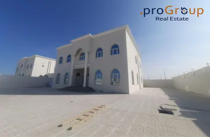 Villa - 7 Bedrooms - 7 Bathrooms for rent in Al Wukair - Al Wukair - Al Wakra