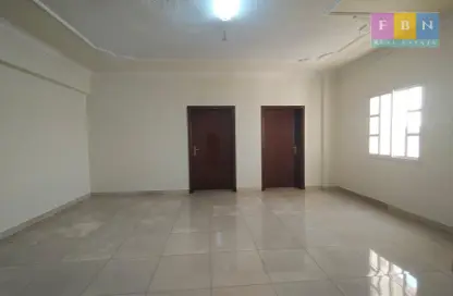 Apartment - 2 Bedrooms - 1 Bathroom for rent in Old Al Ghanim - Al Ghanim - Doha