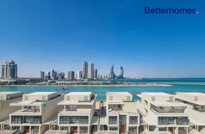 Apartment - 2 Bedrooms - 4 Bathrooms for rent in Gewan Island - The Pearl Island - Doha