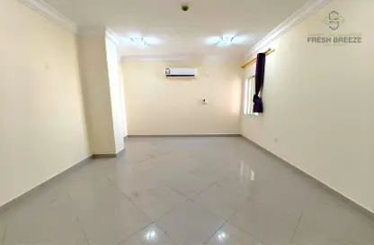 Apartment - 2 Bedrooms - 2 Bathrooms for rent in Al Muntazah Street - Al Muntazah - Doha