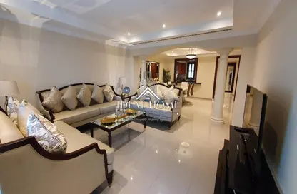 Townhouse - 2 Bedrooms - 3 Bathrooms for rent in West Porto Drive - Porto Arabia - The Pearl Island - Doha