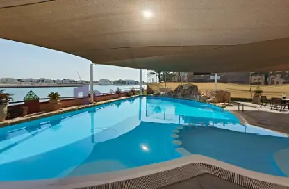 Compound - 5 Bedrooms - 6 Bathrooms for rent in East Gate - West Bay Lagoon - Doha