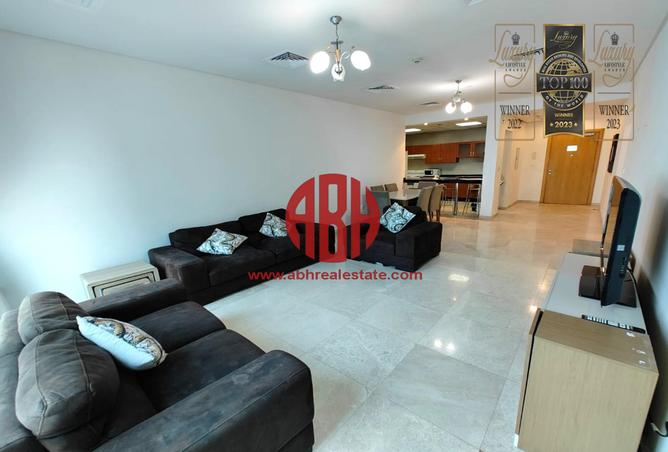 Apartment - 2 Bedrooms - 2 Bathrooms for rent in Zig Zag Tower B - Zig Zag Towers - West Bay - Doha