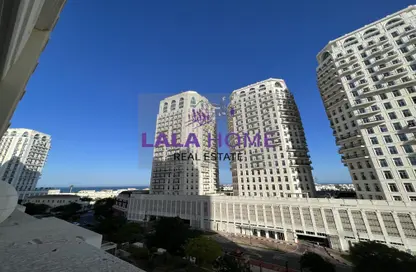 Apartment - 2 Bedrooms - 3 Bathrooms for rent in Viva West - Viva Bahriyah - The Pearl Island - Doha