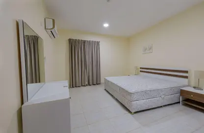 Apartment - 1 Bedroom - 1 Bathroom for rent in Umm Ghuwalina - Umm Ghuwailina - Doha