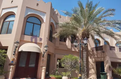 Compound - 5 Bedrooms - 6 Bathrooms for rent in North Gate - West Bay Lagoon - Doha