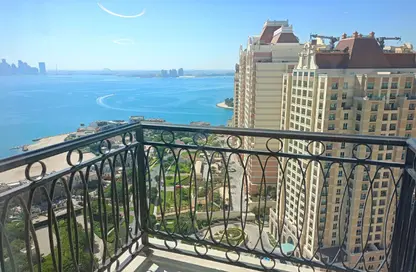 Apartment - 3 Bedrooms - 5 Bathrooms for rent in Floresta Gardens - Floresta Gardens - The Pearl Island - Doha