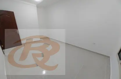 Apartment - 2 Bedrooms - 2 Bathrooms for rent in Abu Talha Street - Fereej Bin Omran - Doha