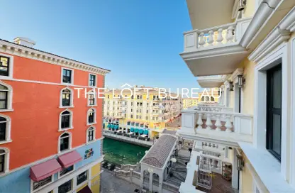 Apartment - 1 Bedroom - 2 Bathrooms for rent in Carnaval - Qanat Quartier - The Pearl Island - Doha