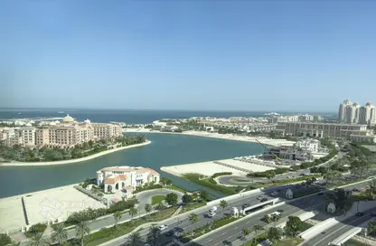 Apartment - 1 Bedroom - 2 Bathrooms for rent in East Porto Drive - Porto Arabia - The Pearl Island - Doha