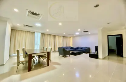 Apartment - 2 Bedrooms - 2 Bathrooms for rent in Al Morouj Inn Hotel - Corniche Road - Corniche Road - Doha