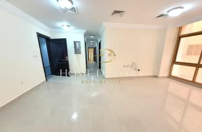 Apartment - 3 Bedrooms - 3 Bathrooms for rent in Al Sadd Road - Al Sadd - Doha