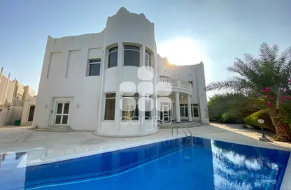 Villa - 4 Bedrooms - 6 Bathrooms for rent in West Gate - West Bay Lagoon - Doha